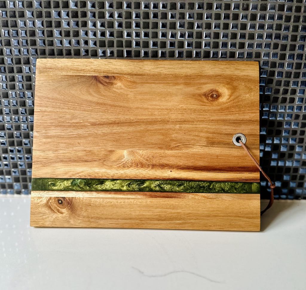 Emerald Split - Serving Board